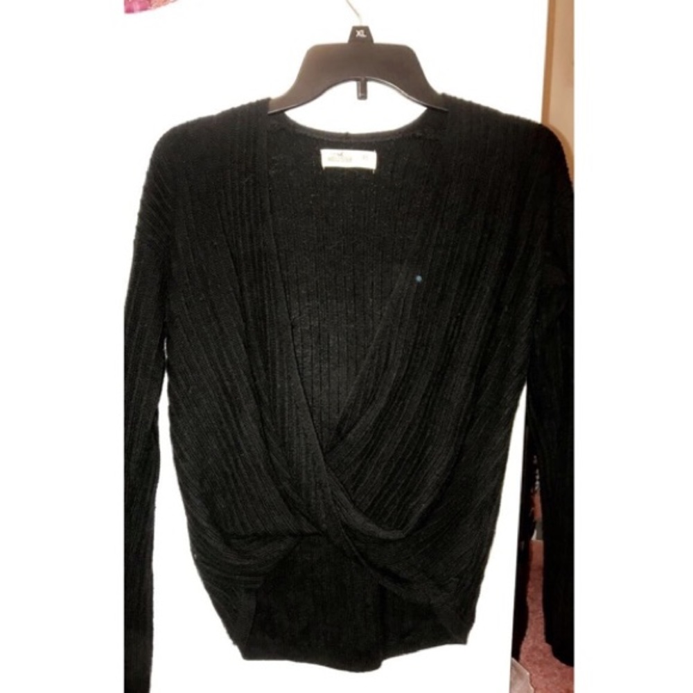 Hollister v-cut sweater